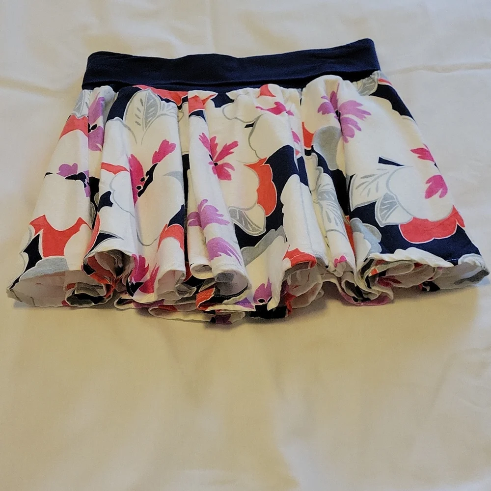 Gymboree skirt, girl's size 7 (S),floral, NWOT